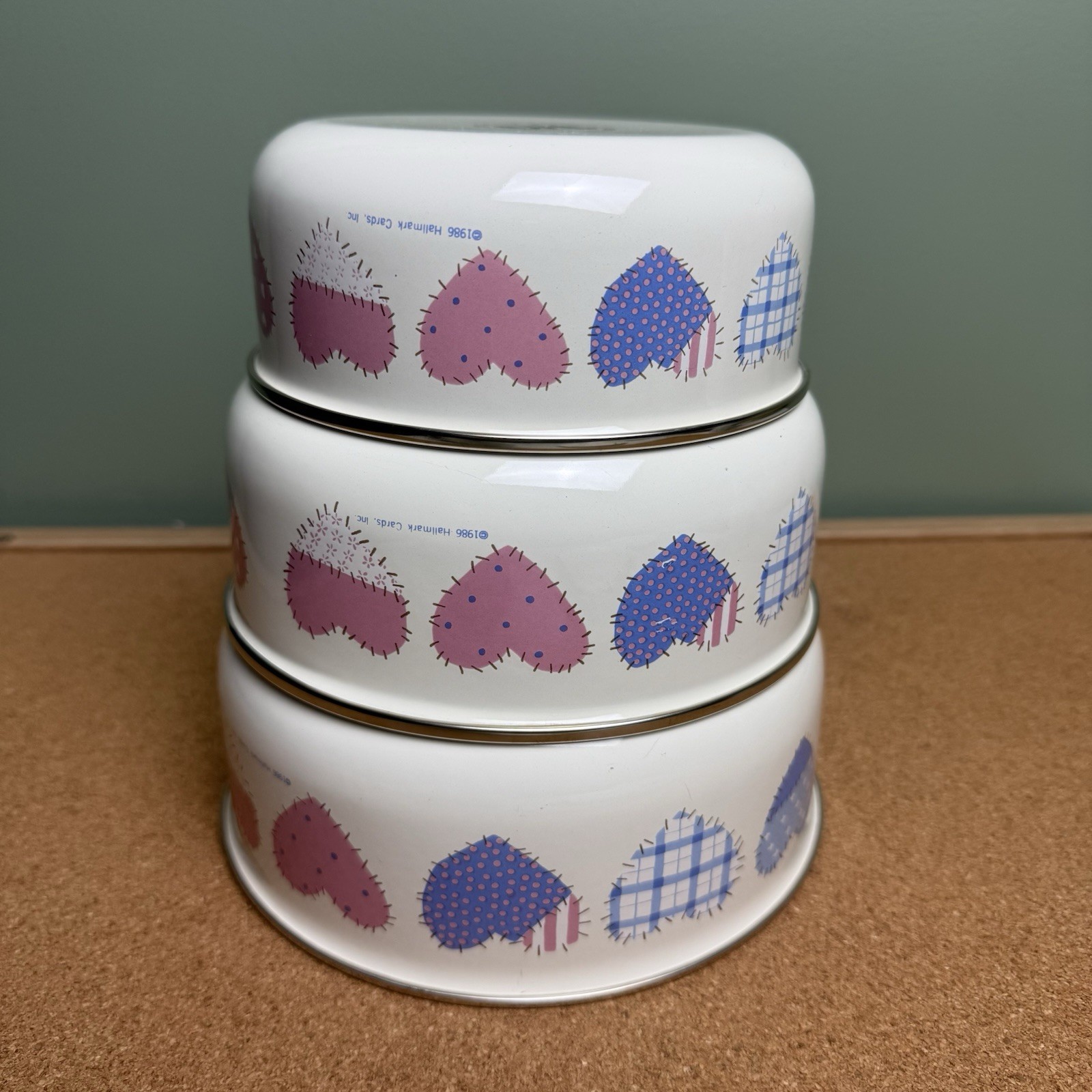 M. Kamenstein MK 1986 Metal Hallmark Storage Containers Set of 3 Hearts Vintage