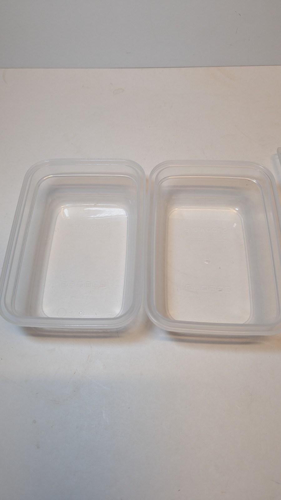 3 Snapware Containers Two 3 Cup (.7 L) One 5 Cup (1.2 L)