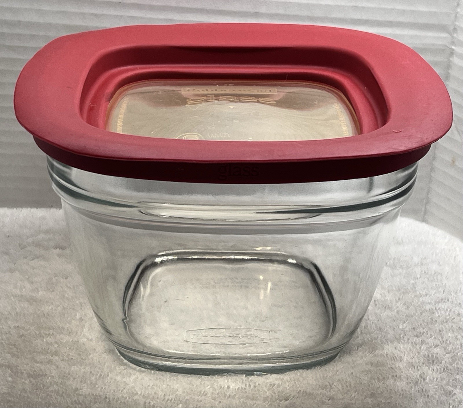 Rubbermaid Glass Storage Container 5.5 Cup W/Red Lid 7N64 Discontinued EUC