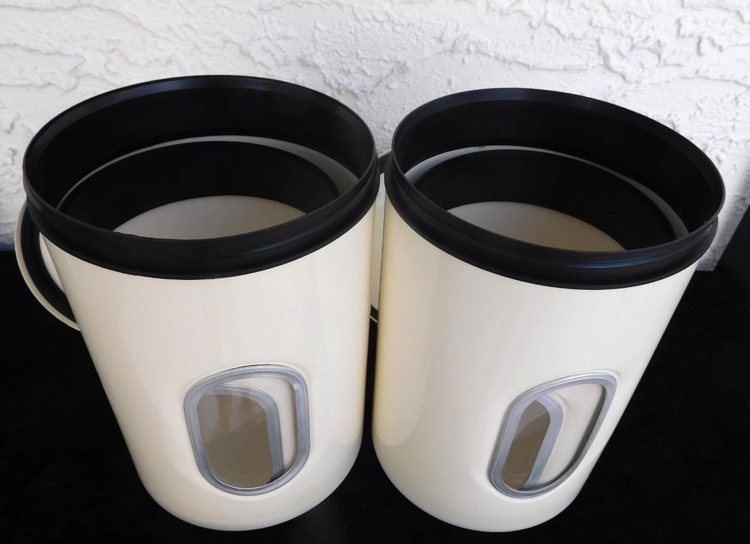 RARE VINTAGE Wesco “Classic Line” Kitchen Canister Container (Set of 4 – Almond)