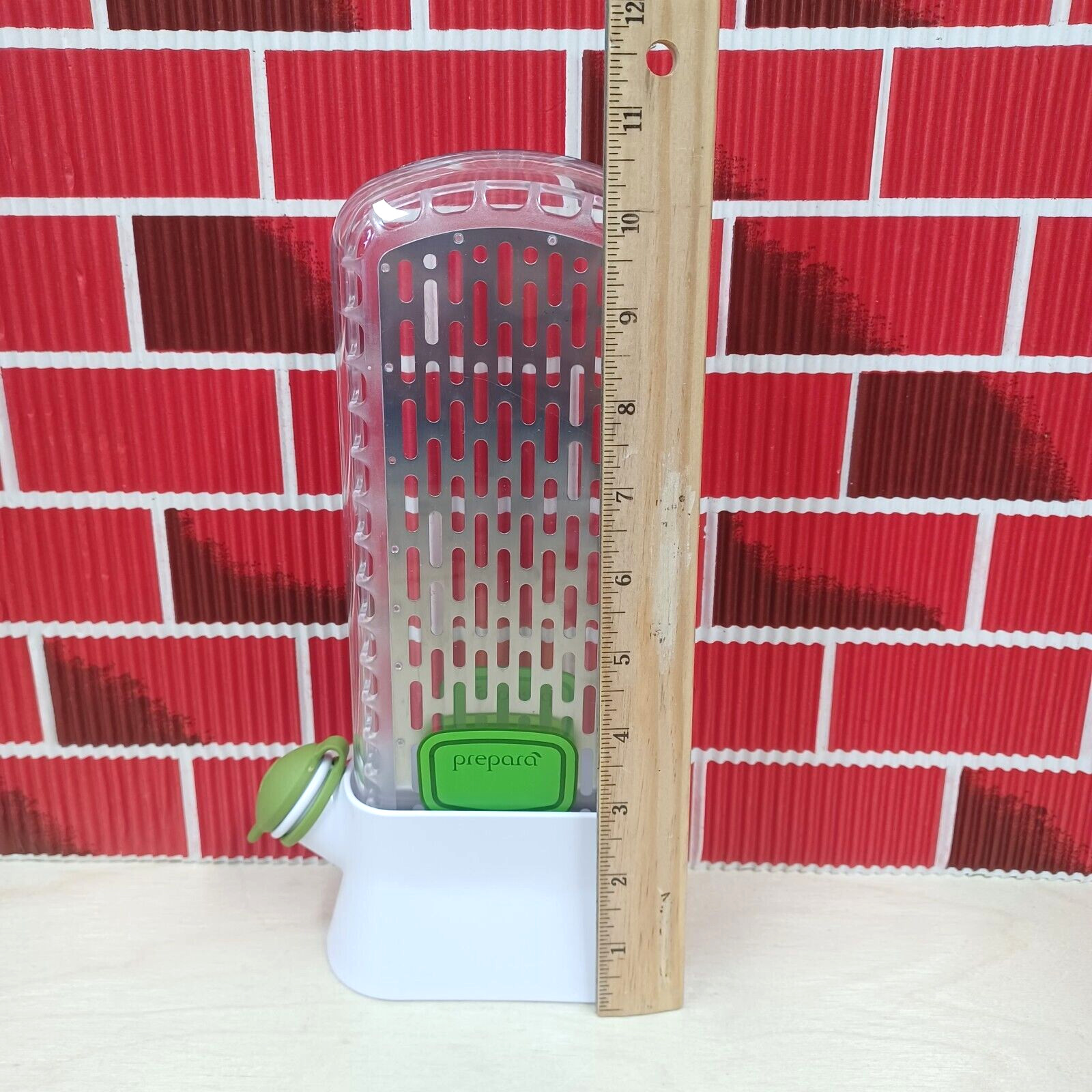 Prepara HERB KEEPER Saver Refrigerator Helps HERBS Stay Fresh Storage Pod