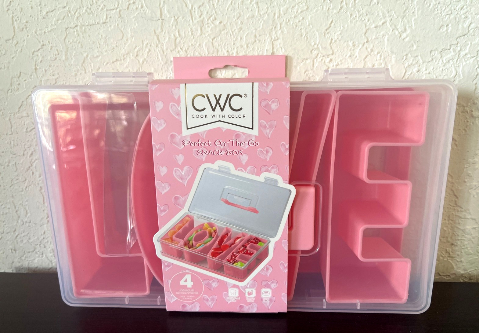 CWC Cook with Color Valentine/Wedding Figural Plastic Snack Box PINK LOVE NEW