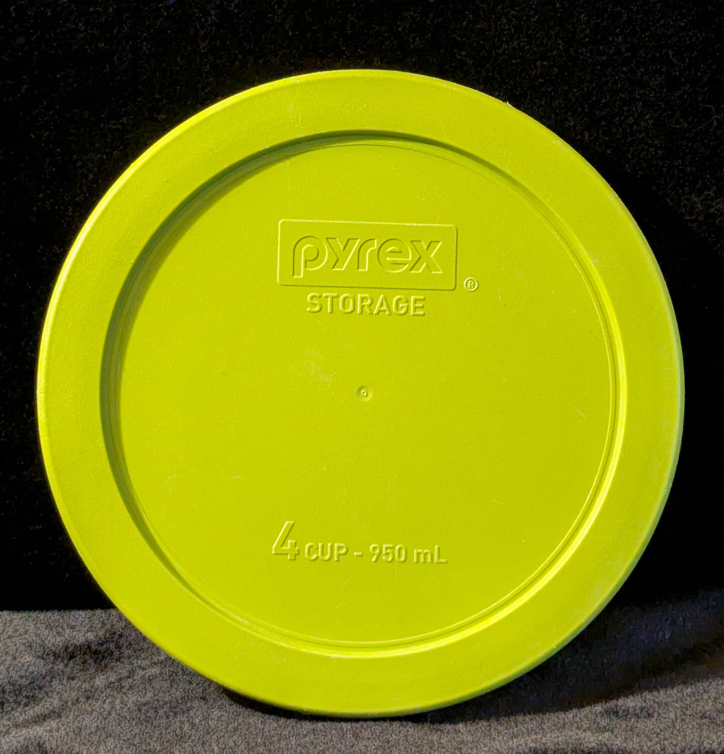 Pyrex Plastic Storage Replacement Lid Cover 4 Cup light/neon Green