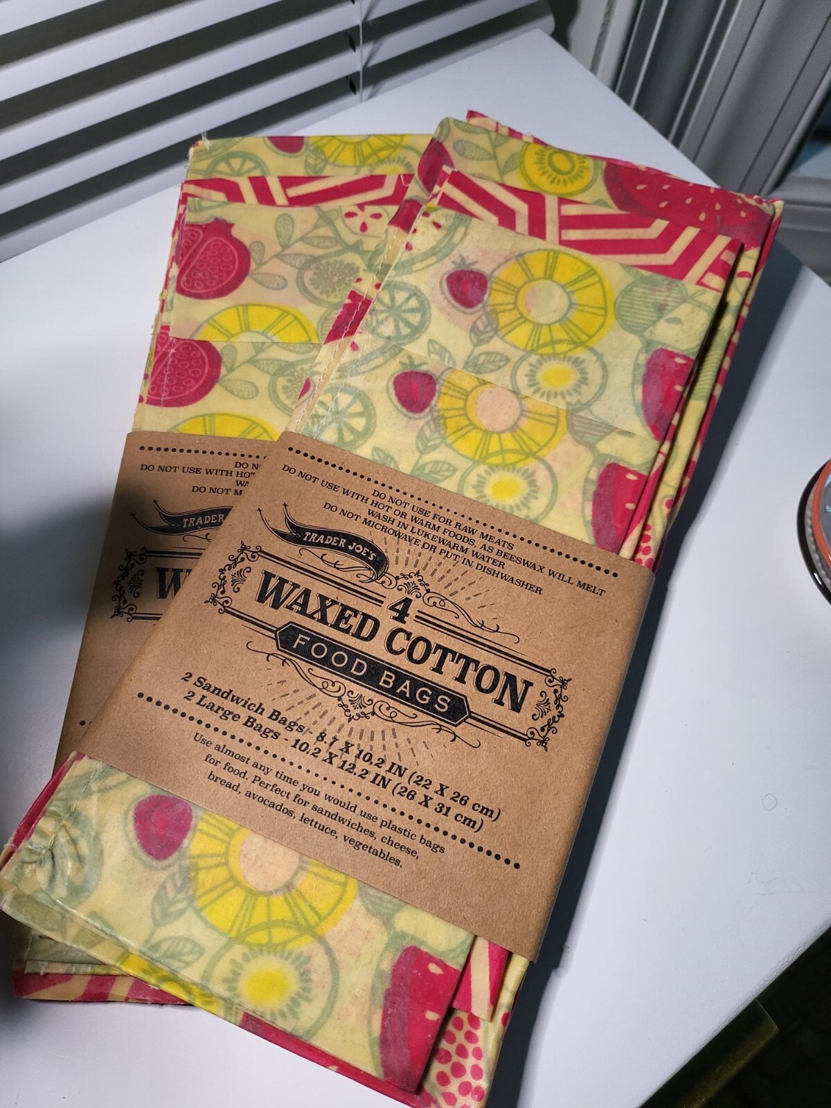 1 x Trader Joe’s 4pk Waxed Cotton Food Bags – Strawberries LIMITED NWT!!