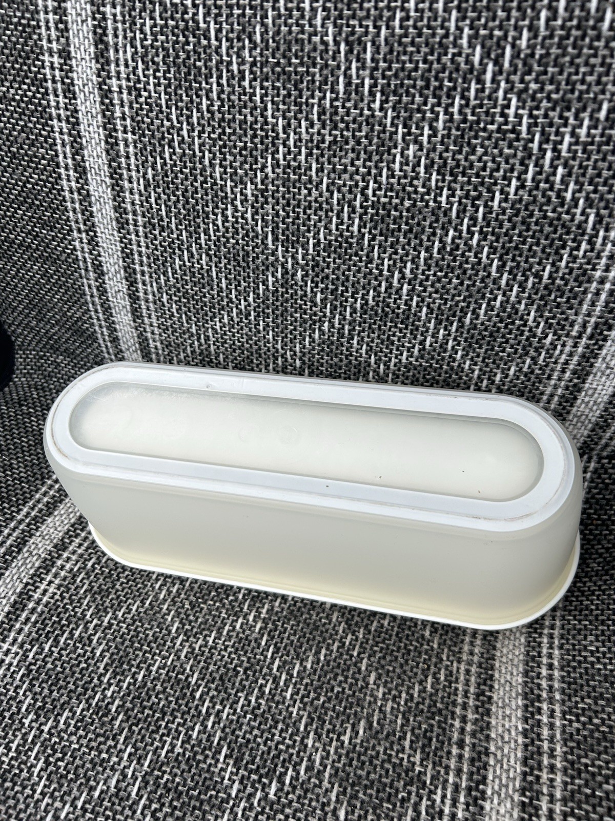 Tovolo Glide-A-Scoop Ice Cream Tub Insulated Container White Freezer Storage EUC