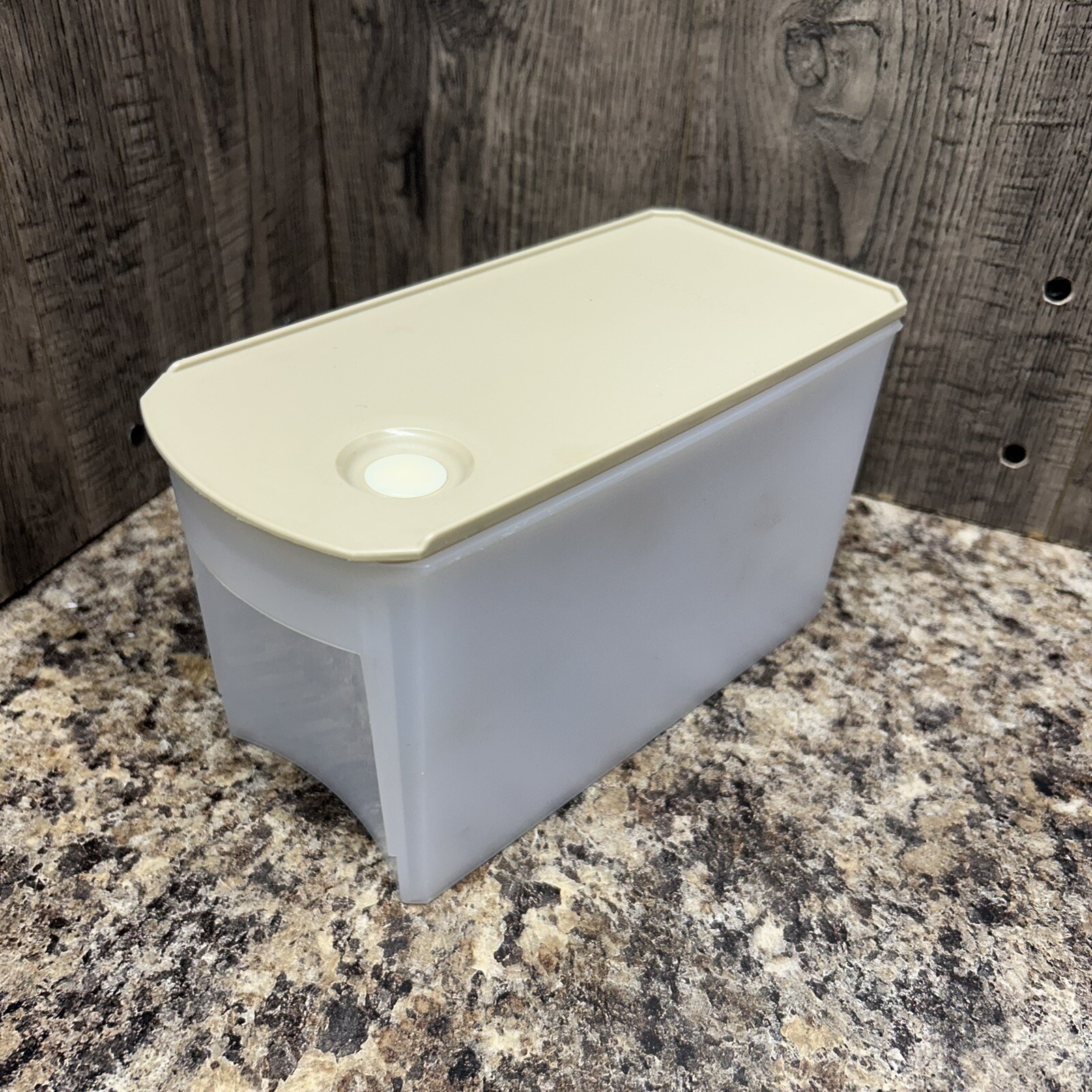 5195A-6 Tupperware shelf smart food storage rectangle brown clear 7x4x3.5″