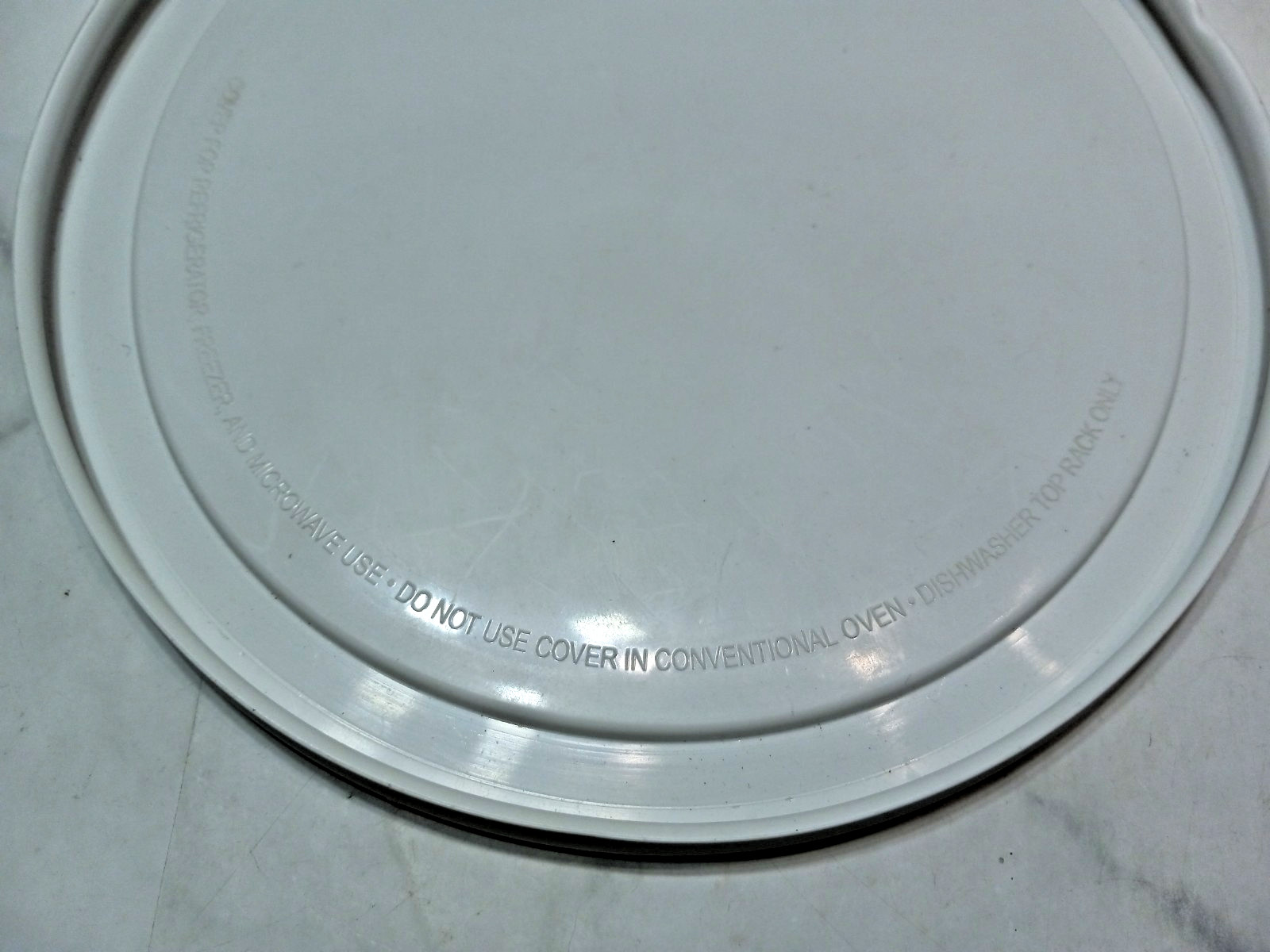 Lot of 4 Corelle 1 QT Plastic Storage Replacement Lid White 323-PC 8 3/4″ wide