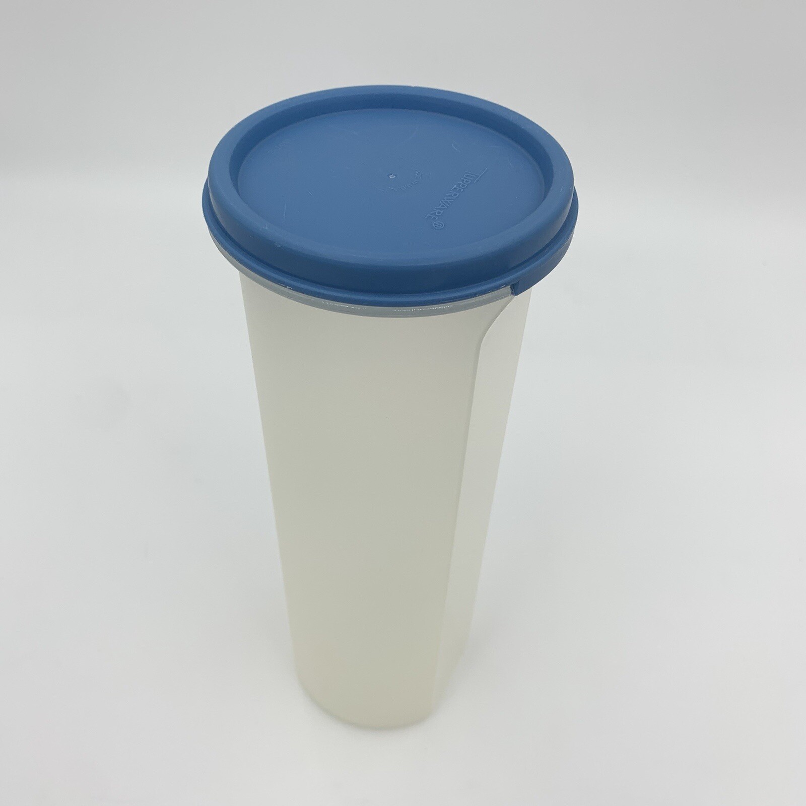 Vintage Tupperware Module Mates Spaghetti Container #4 Light Blue Lid 30 fl oz