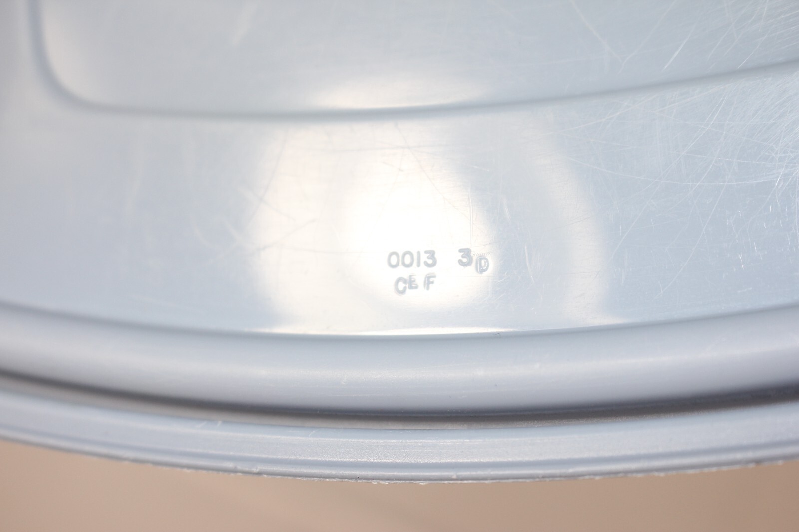 Rubbermaid 8.5″ Servin Saver Square #3 BLUE Replacement Snap Lid Seal 0013 GUC