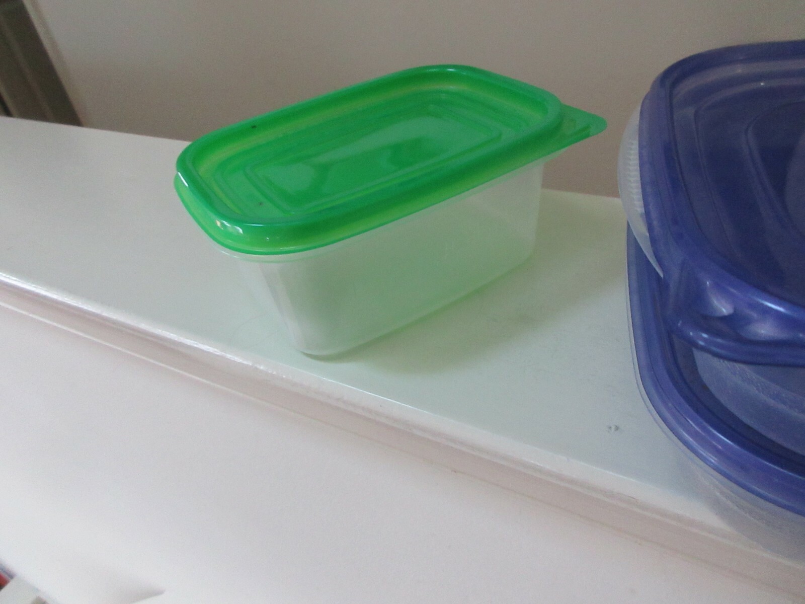 Food Storage Container , 7″x7″X2″ ,Lot of 5 , 25 oz each