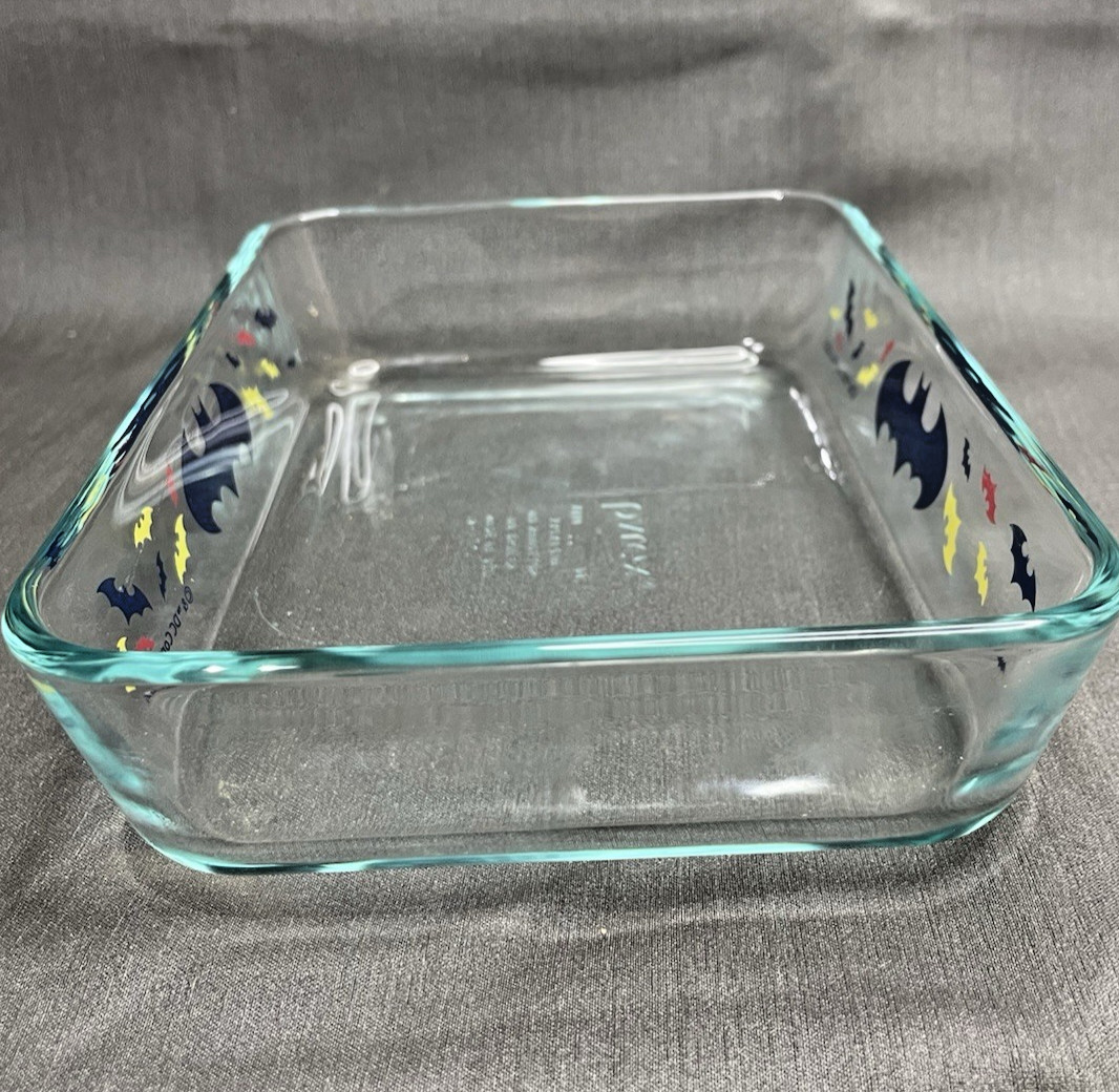 Batman DC Comics Pyrex Dish 5×7