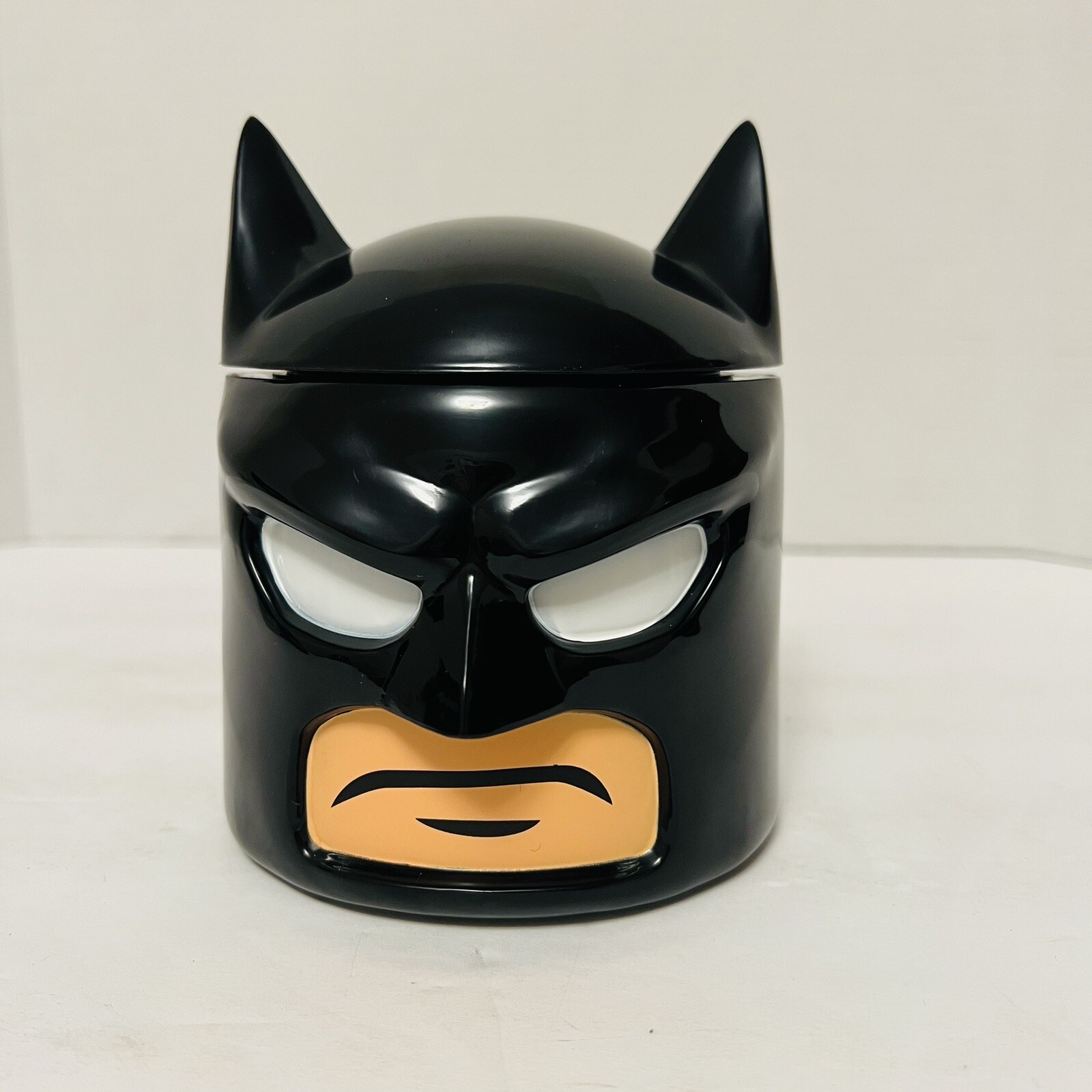 Batman DC Comics Lunch Box 10.5oz Food Container Hot or Cold Zak Designs Snacks