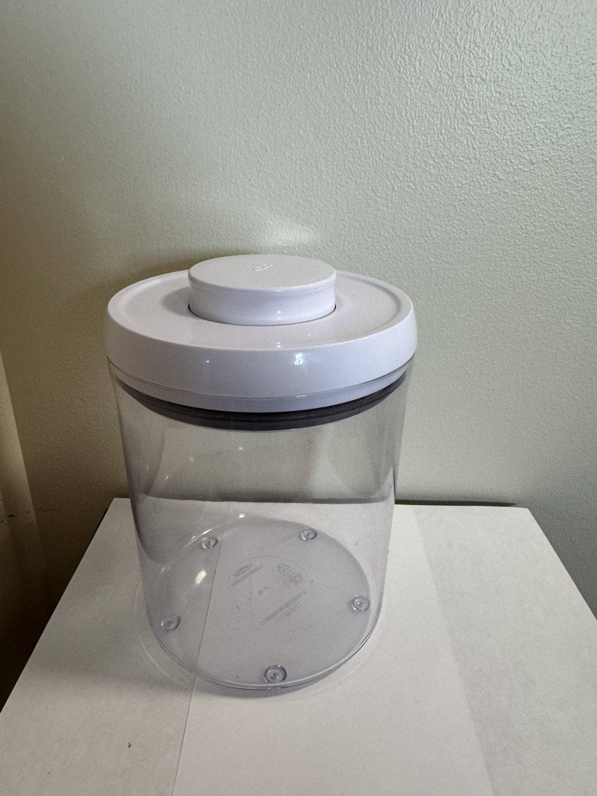 OXO good grips POP storage container 1.9 qt/1.8 L