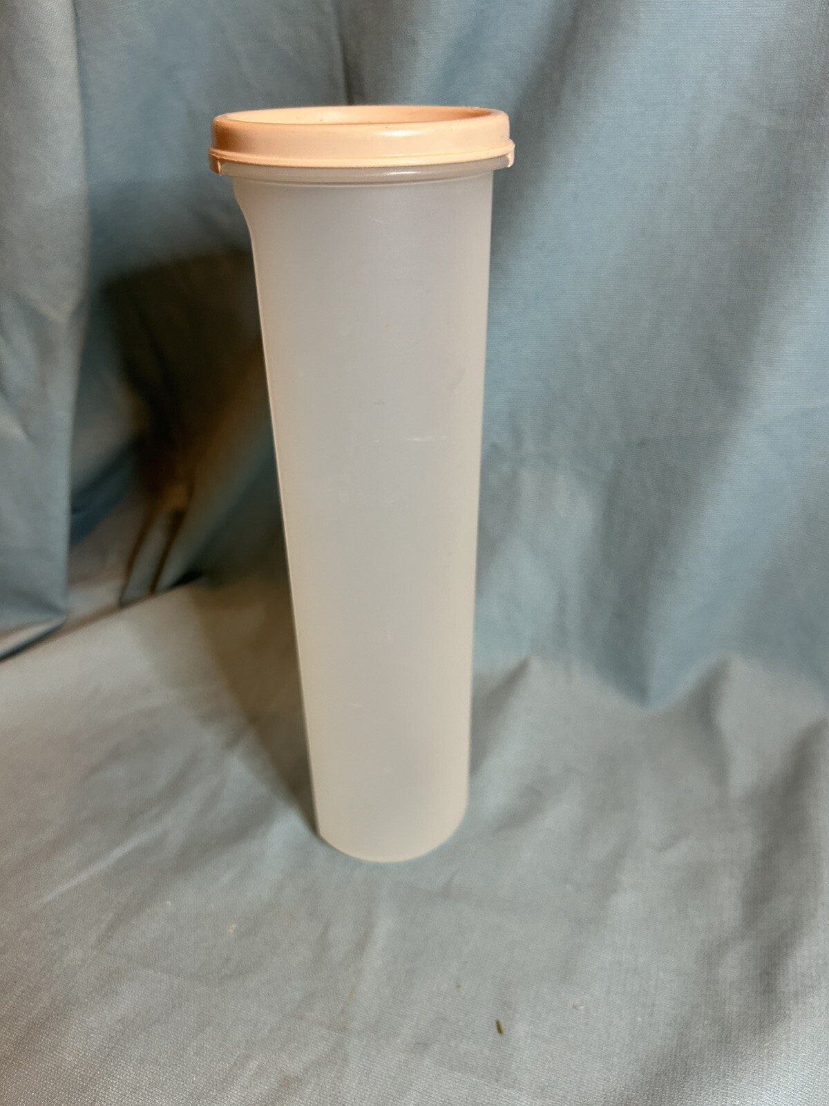 Vintage Tupperware 22 oz Pink Seal Modular Mate