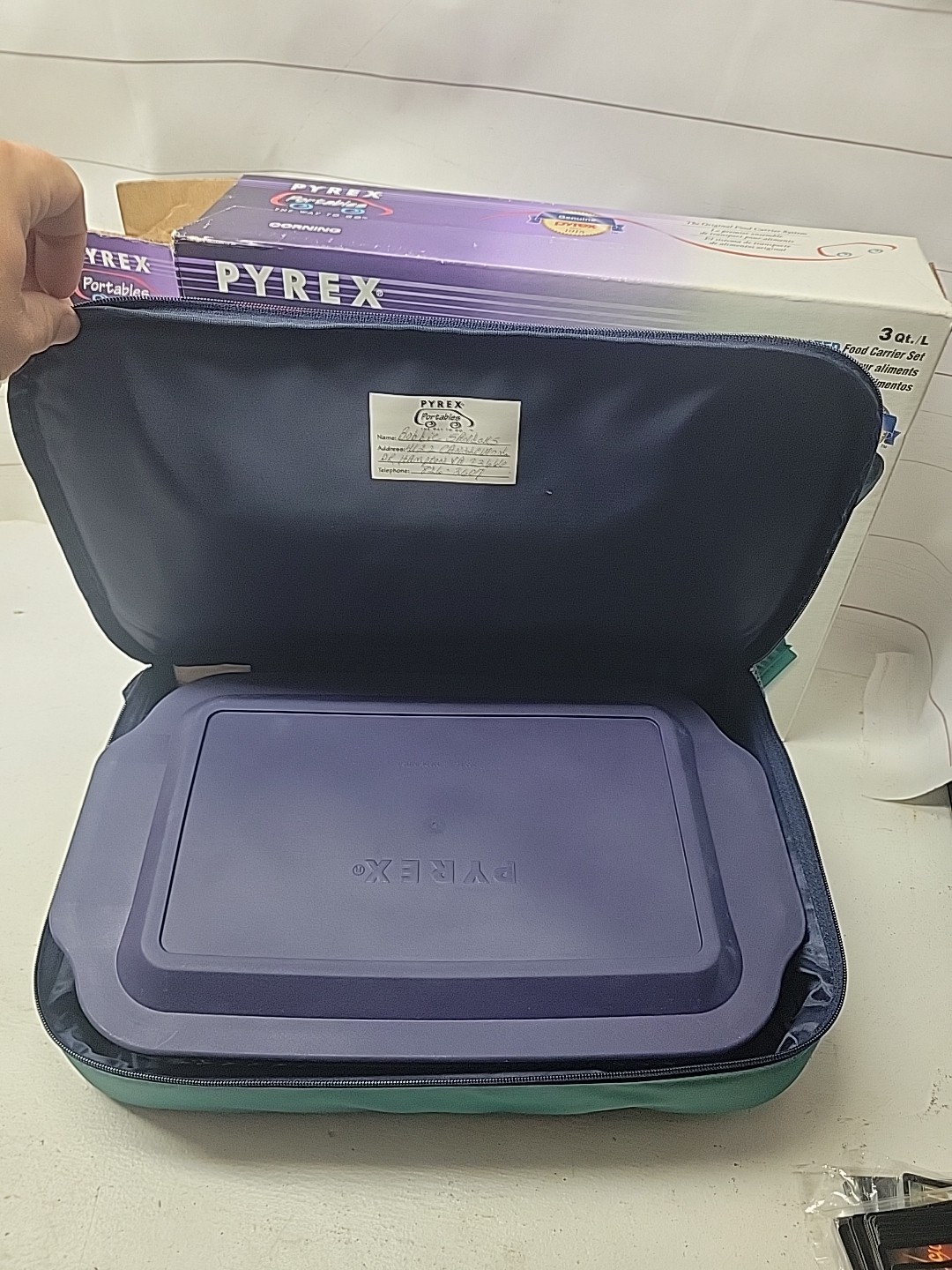 Pyrex Portables Insulated 4 Piece 3 Quart Food Carrier Set W/Box Pan Lid Hotpack