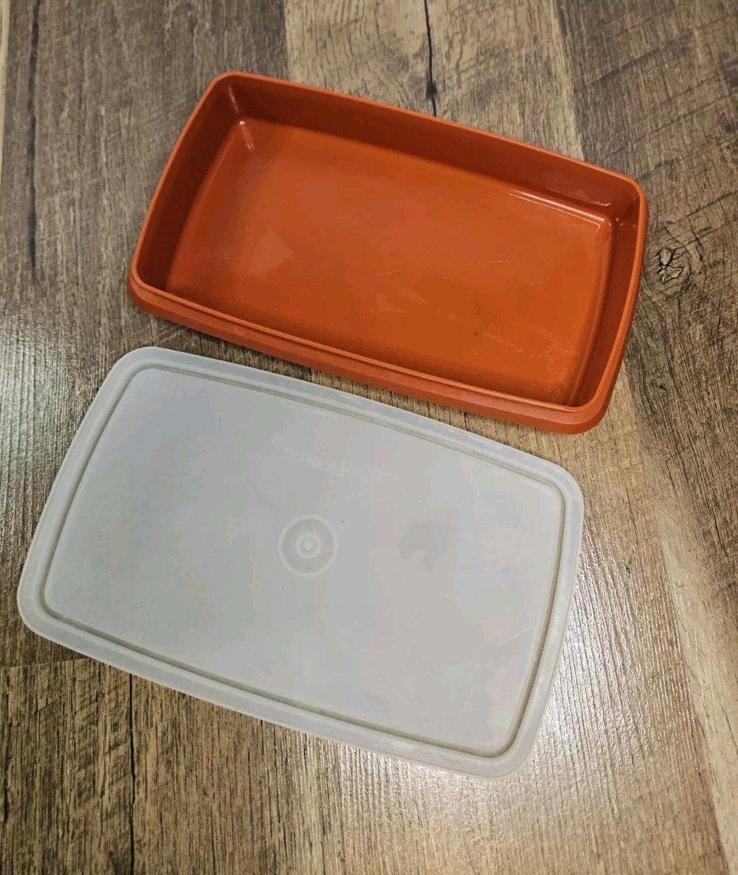 Tupperware 816-20 Paprika Red Rectangular Storage Container w/ Clear Lid 9″×5″