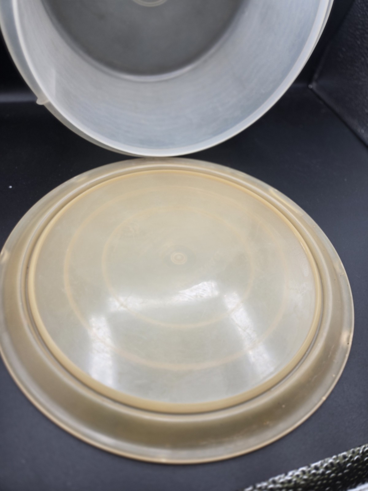 Vintage Tupperware #243-1 Canister Container w/bottom #218-2 Lid Cake Large
