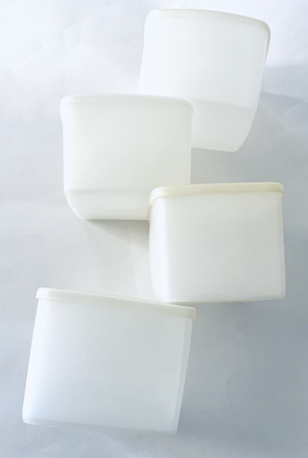 VTG Tupperware White Square Storage Containers Lot of 4 w/ Lids #312 #310 USA