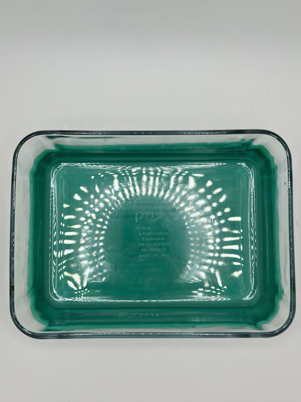 Pyrex 7210-H Rectangle Clear Glass 3-Cup Storage Dish With Green / Teal Lid