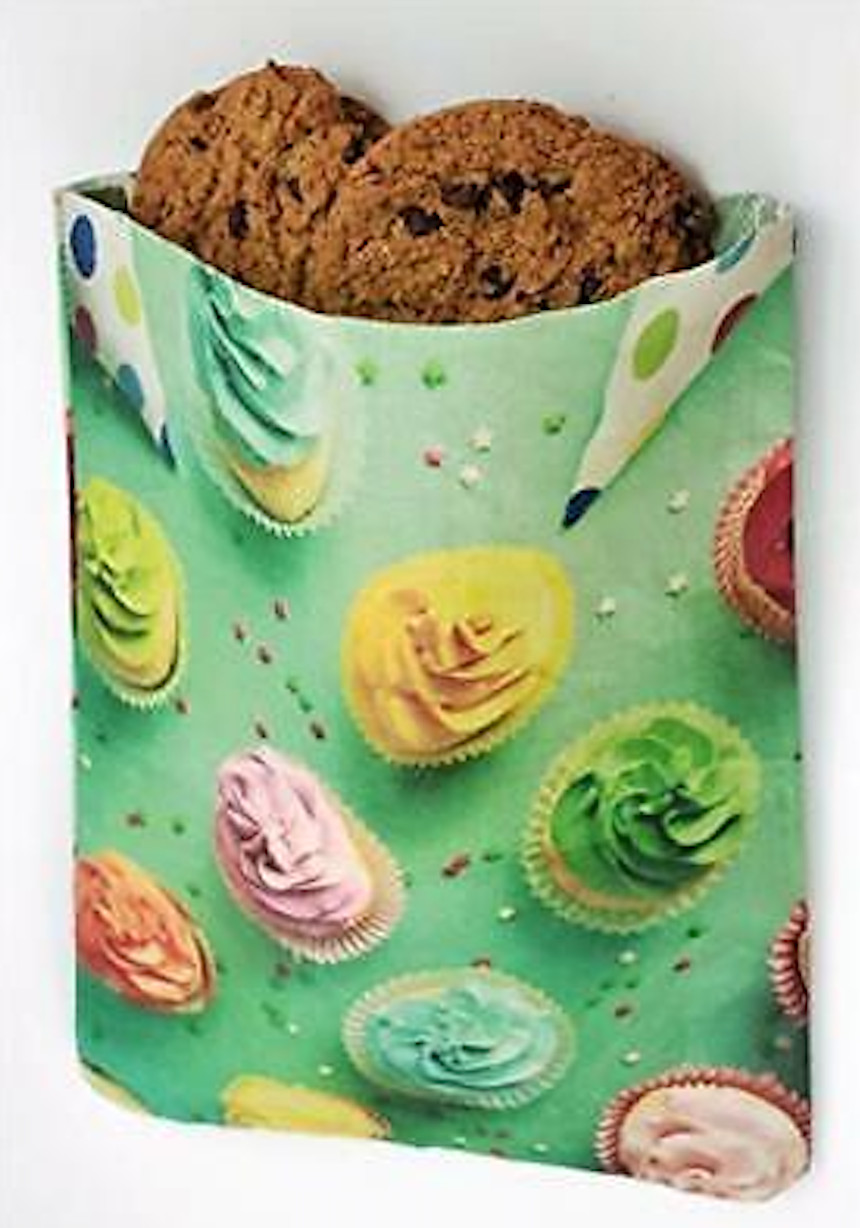 Beeswax Reusable Snack Bag Sandwich Bag Organic Cotton Handmade Cupcakes Pattern