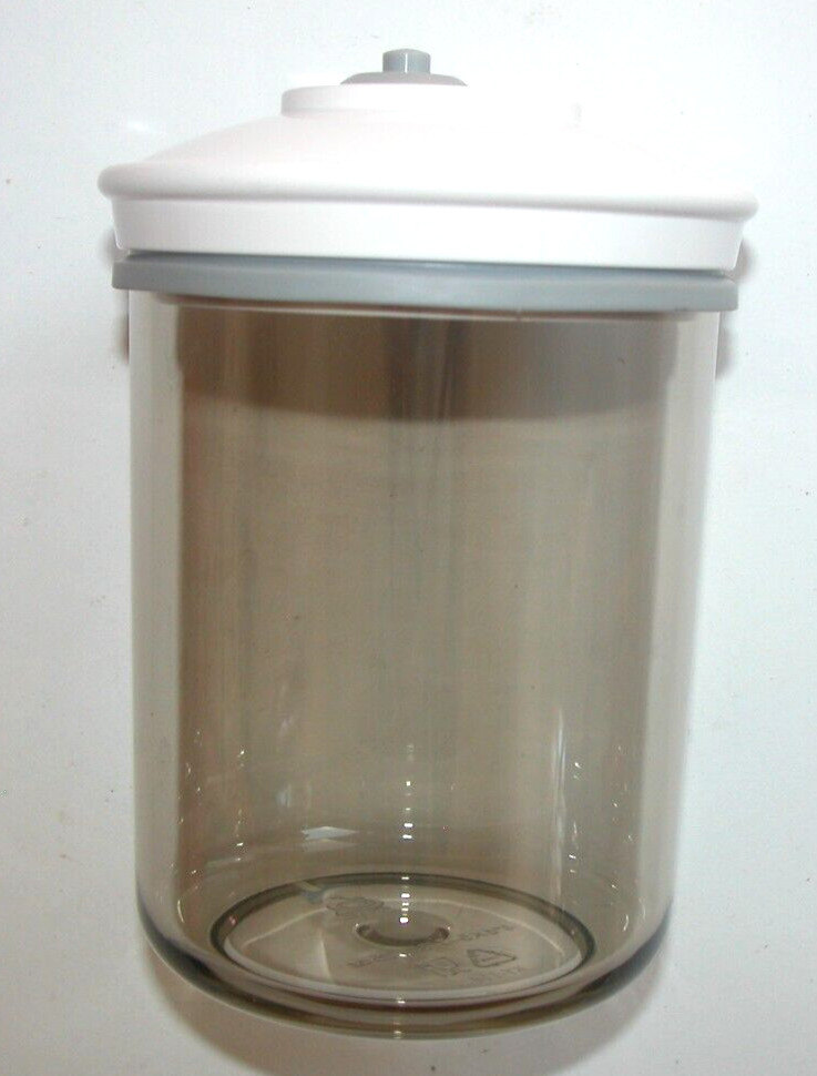 Foodsaver 25 oz. Tall Snail Food Storage Container Vacuum Smoked Food Saver