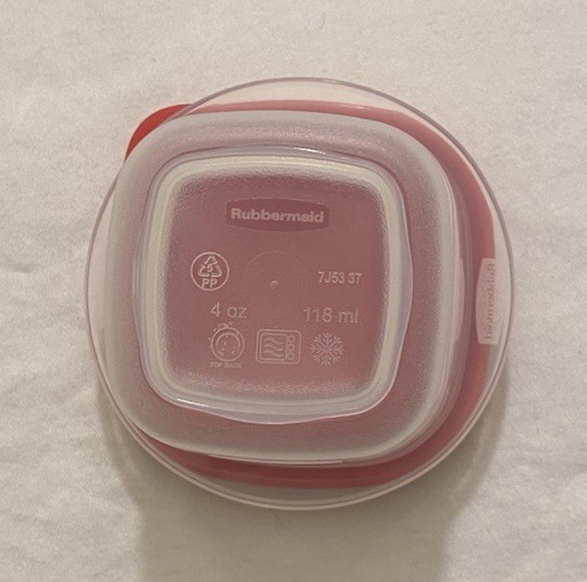 Rubbermaid Storage Container Square 4 oz Easy Find Red Lids-Clear #7J53 37 USA
