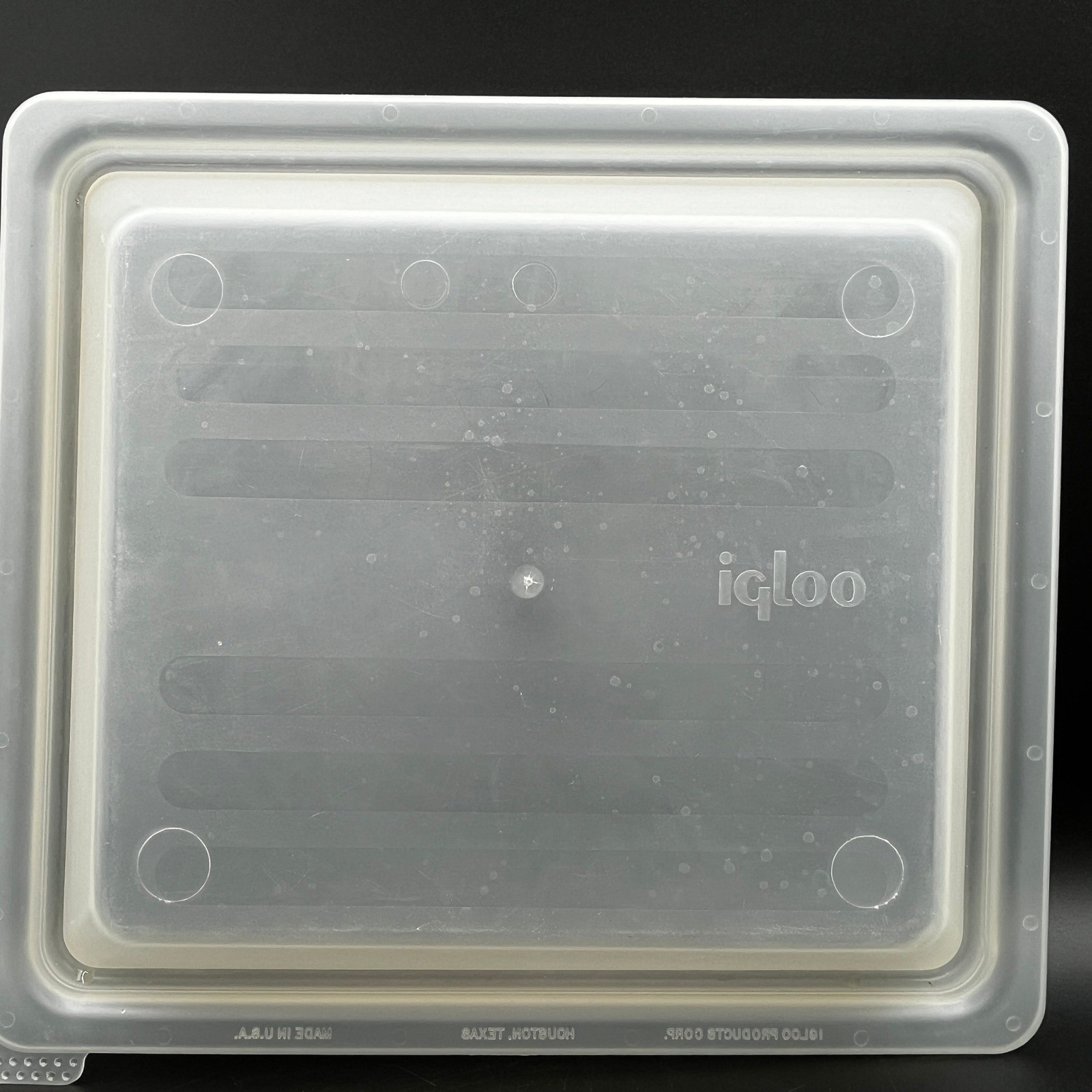 Vtg Igloo White Plastic Food Storage Container Lid Cooler Legend 11x10x3.5″ USA