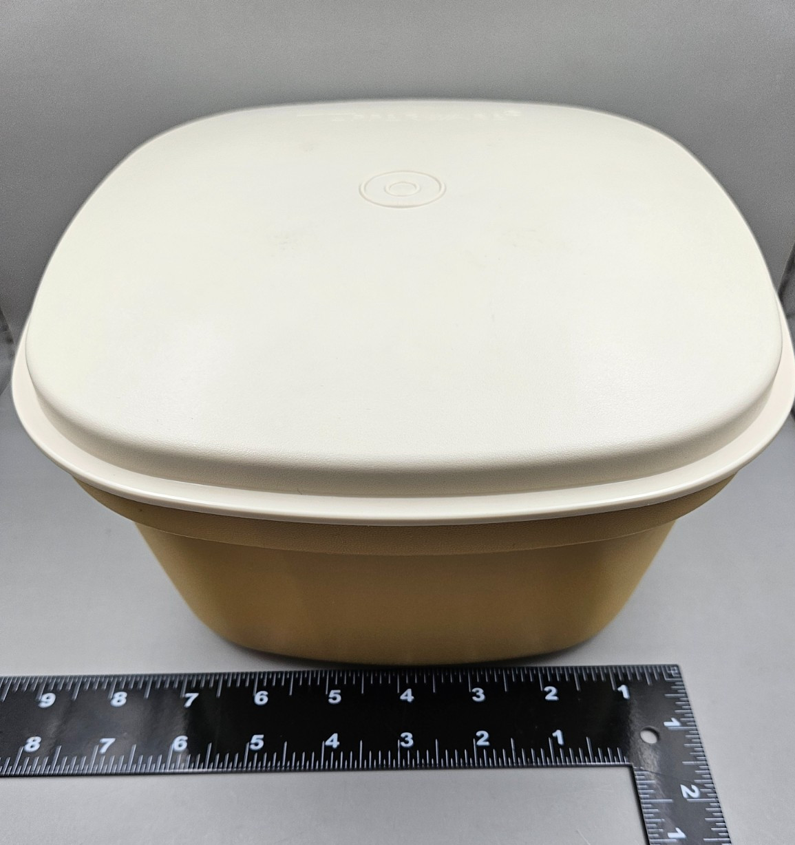 Vintage Tupperware 3 qt. Steam N Store Steamer #888-10 Harvest Gold 3 Piece Set