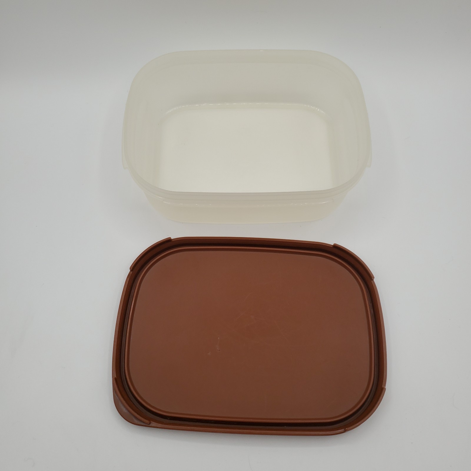 Vintage Tupperware 3.5 Cup 1791-3 Brown Lid Clear Container 7″ x 5.25″ VGC MCM