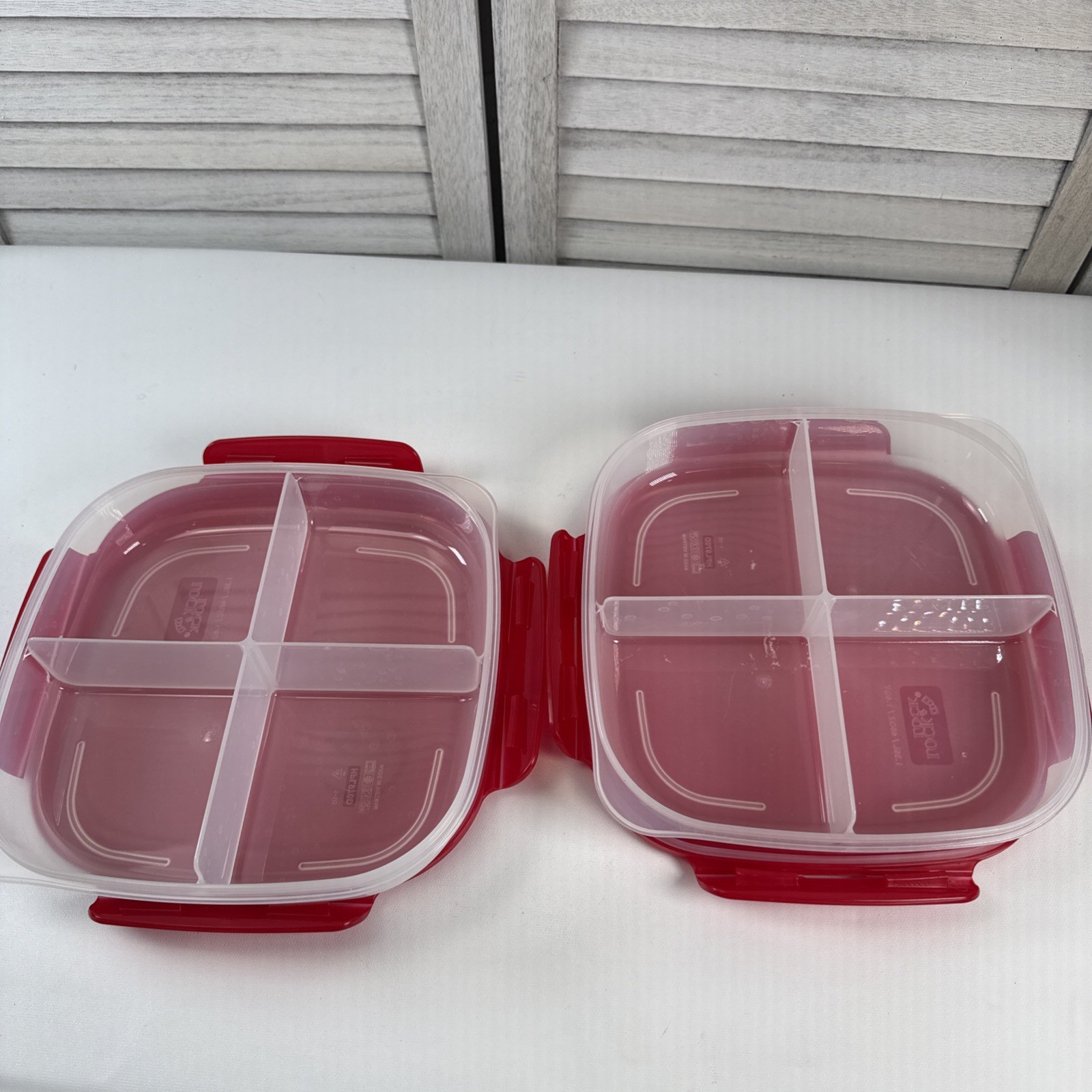 Set of 2 Lock N Lock Divided Containers w/Flip Vent Red HPL970D