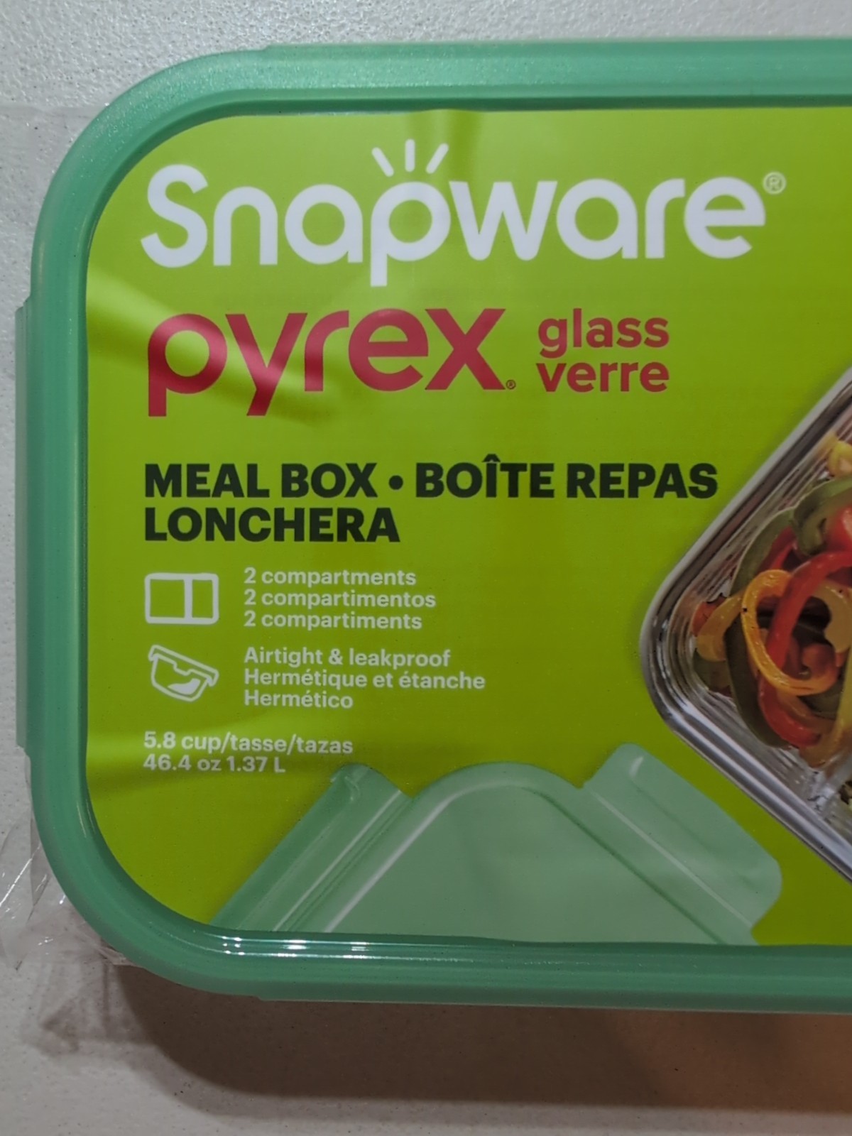 SNAPWARE PYREX GLASS MEAL BOX 2 COMPARTMENTS w/LID 5.8 CUP/46.4 OZ. NEW