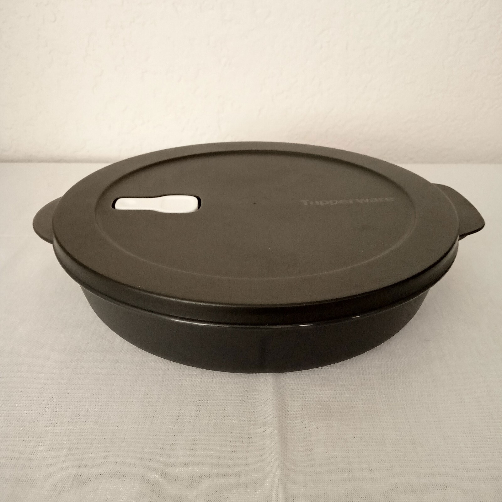 Tupperware CrystalWave Microwave Round Dish Sheer Black Lunch Dinner RARE NEW