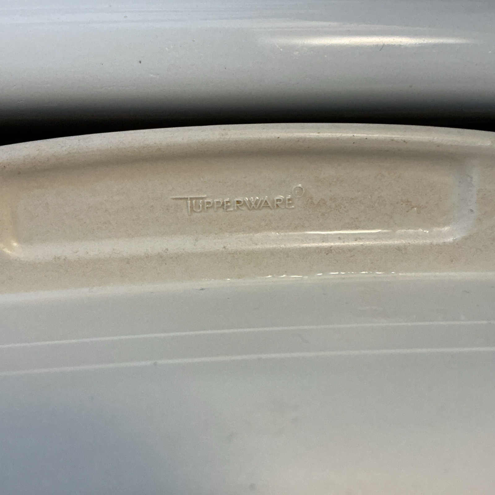 Tupperware Beige Rectangular Plastic Snap Lid Food Storage Container Set 2, 3.5L