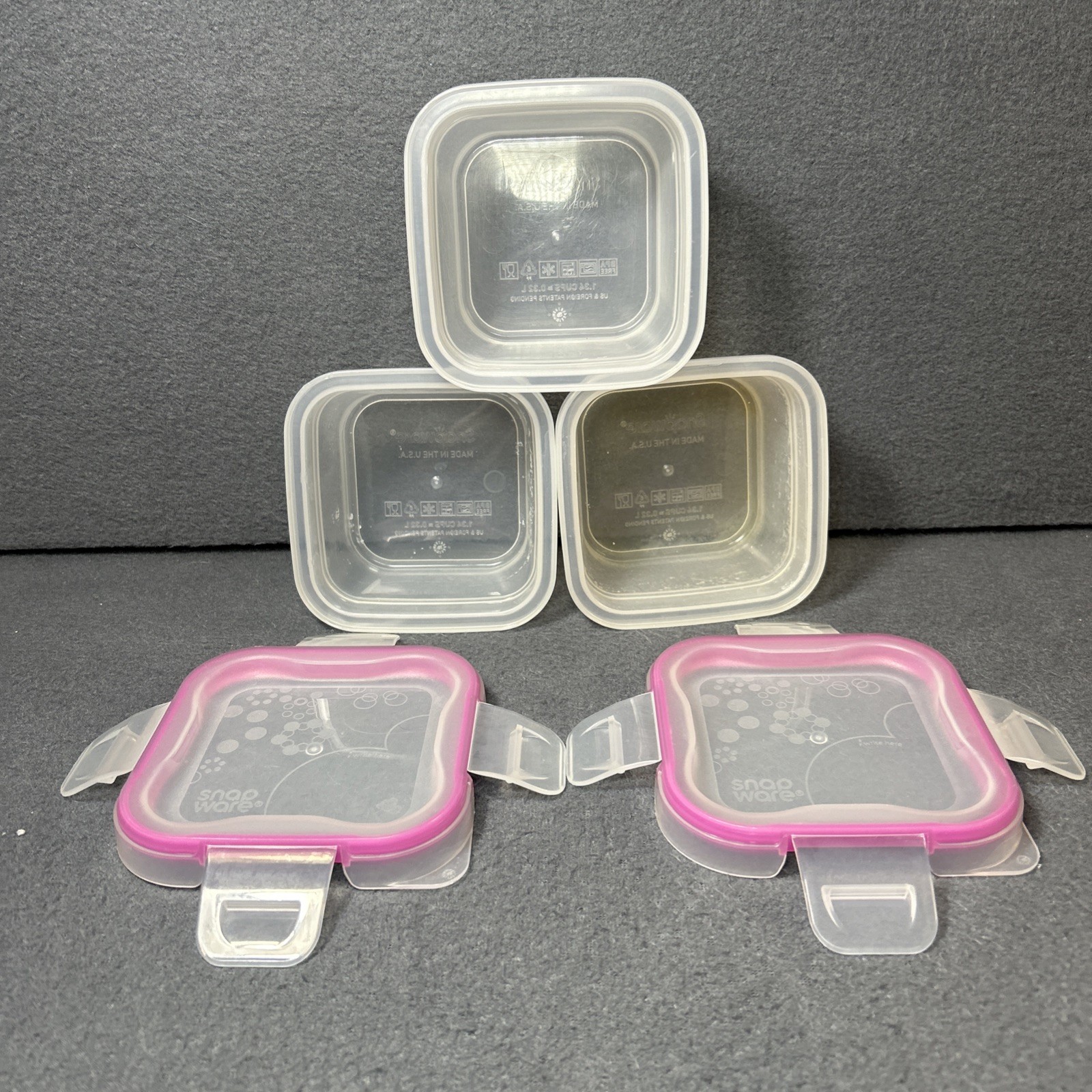 Snapware Small Square Plastic Food Storage Containers Set 1.34 Cups 4″ With Lids
