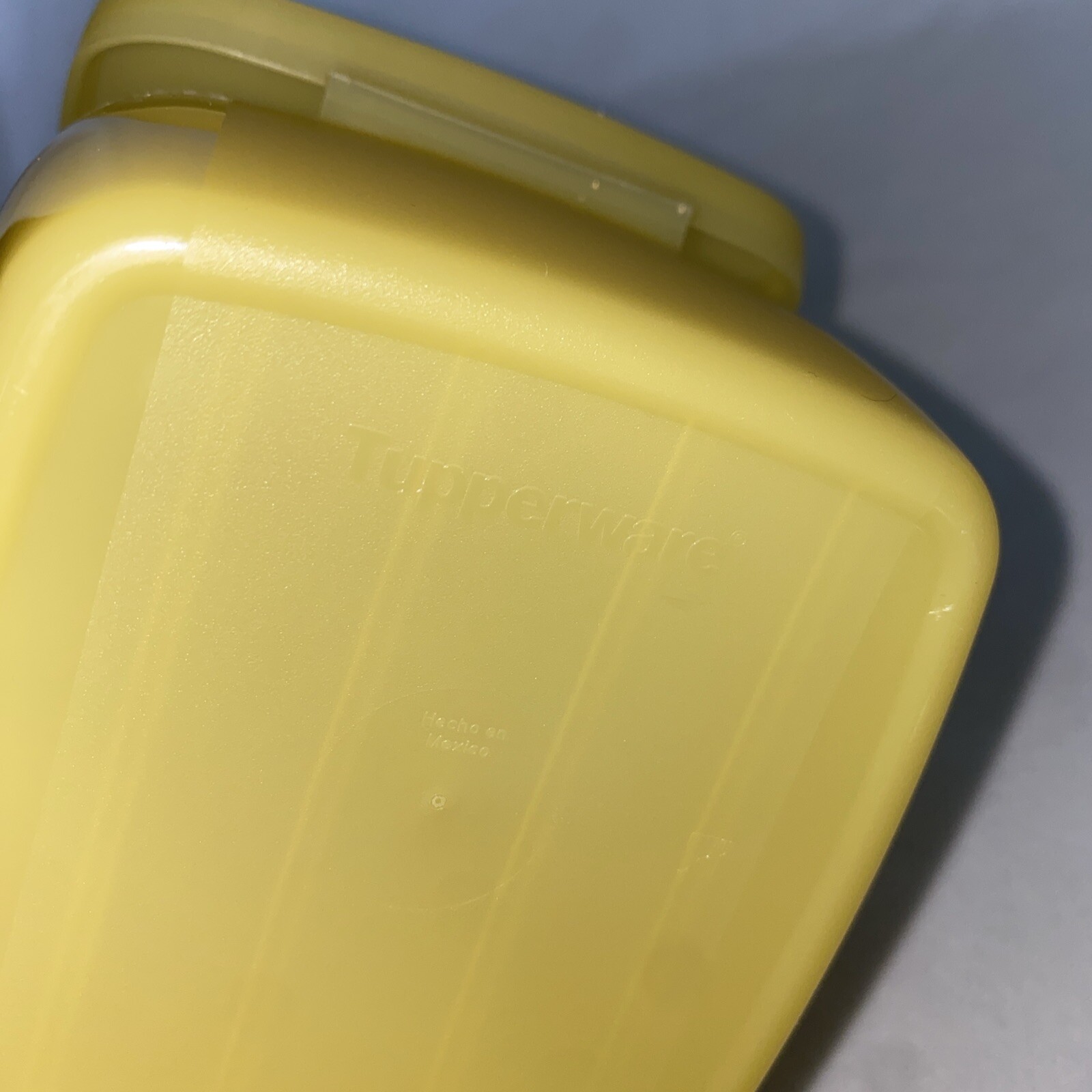 VTG Tupperware Forget Me Not Cheese Slice Hanging Fridge Keeper Yellow