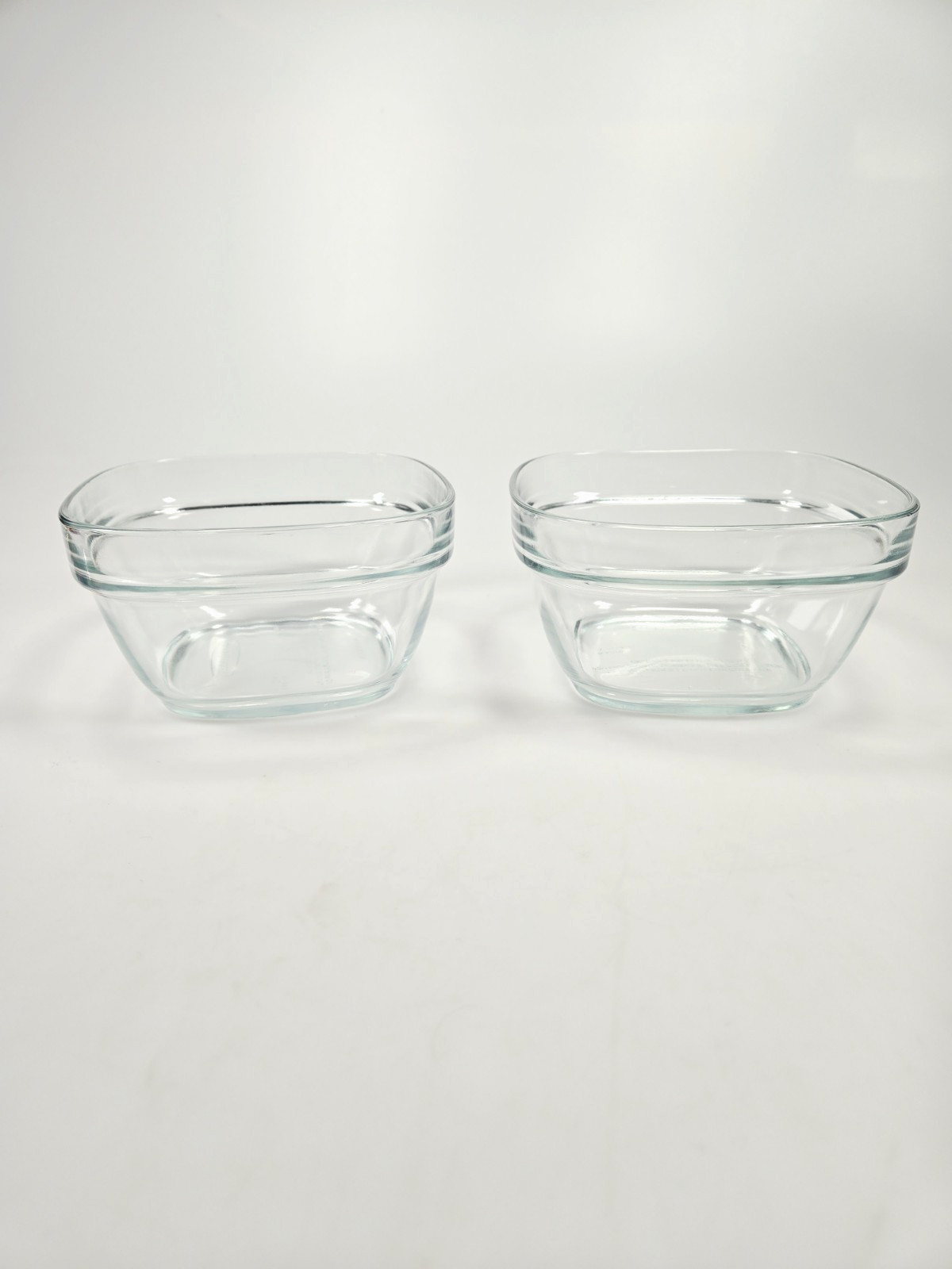 Rubbermaid 4 Cup 7N63 Glass Food Storage Containers Set Of 2 NO LIDS Bowls