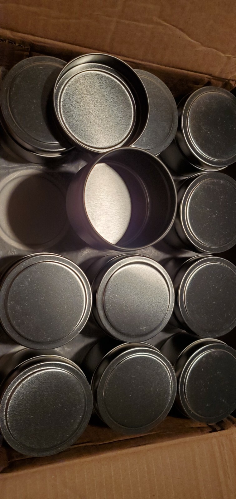 4 oz Round Tin Cans Deep Solid w/lid (192 Tin Containers)