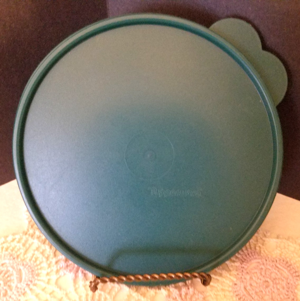 VINTAGE Hunter Green TUPPERWARE #2516 8″ bowl seal for 8 3/4 cup bowl #2519