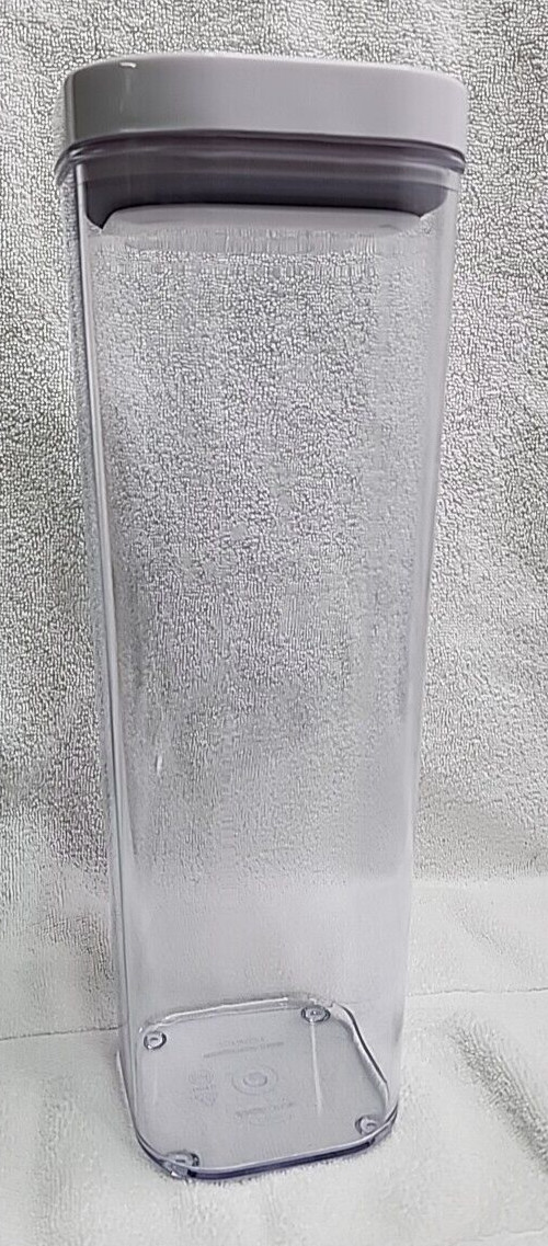 Oxo Pop Storage container 2.3 quart EUC!! 12×3