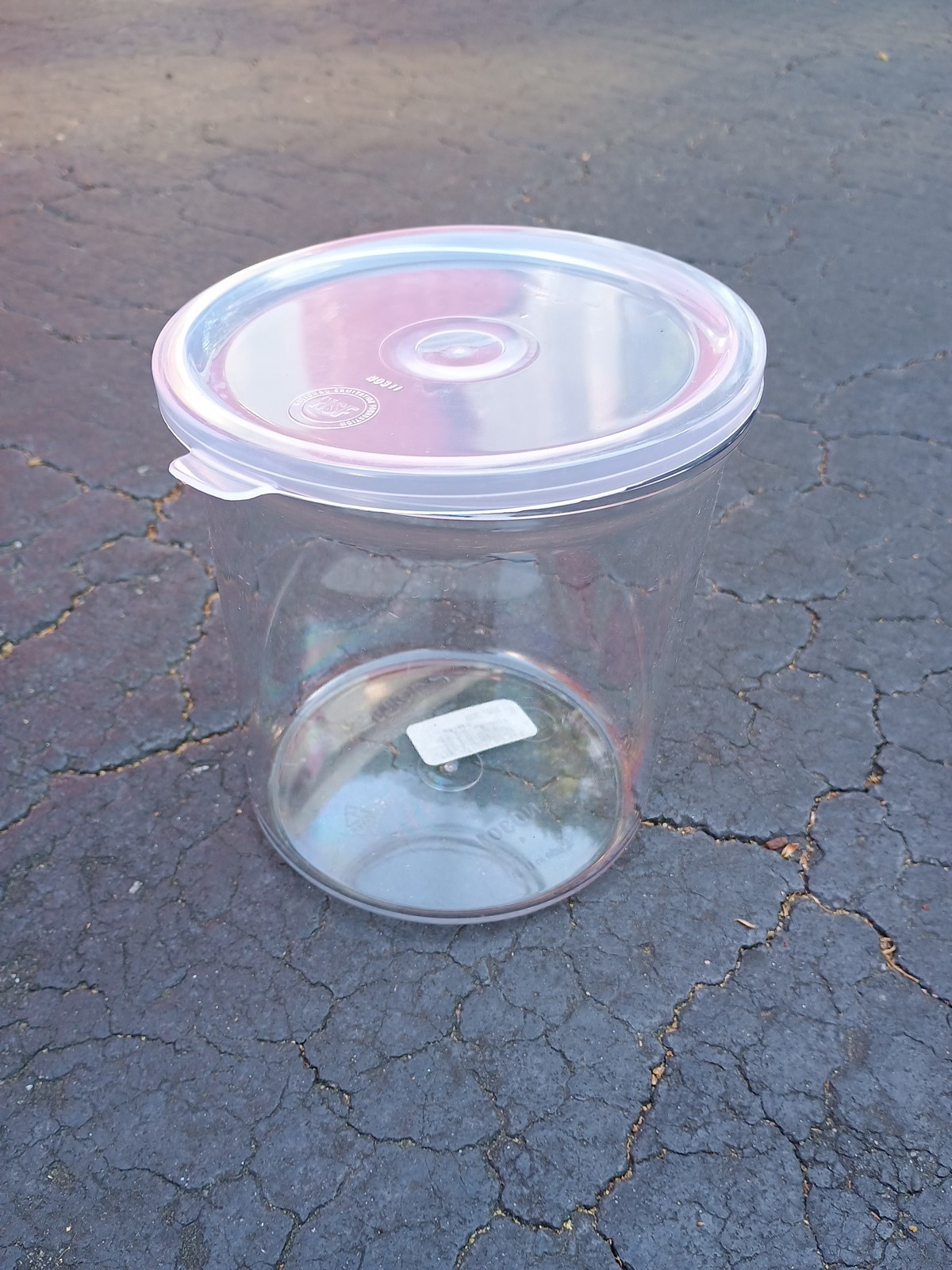 Carlisle FoodService Products Classic Round Storage Container Crock with Lid