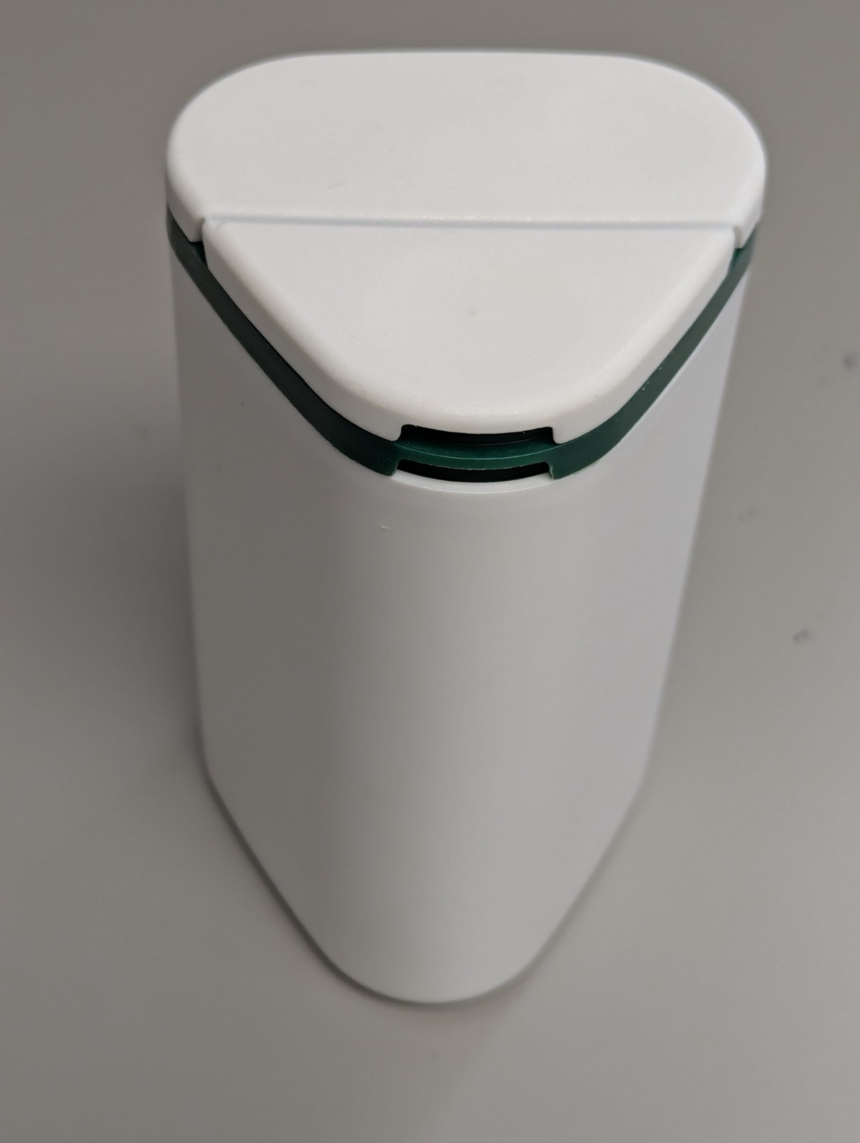 Vintage Tupperware #1630 Triangular Shaker White Hunter Green Parmesan Cheese