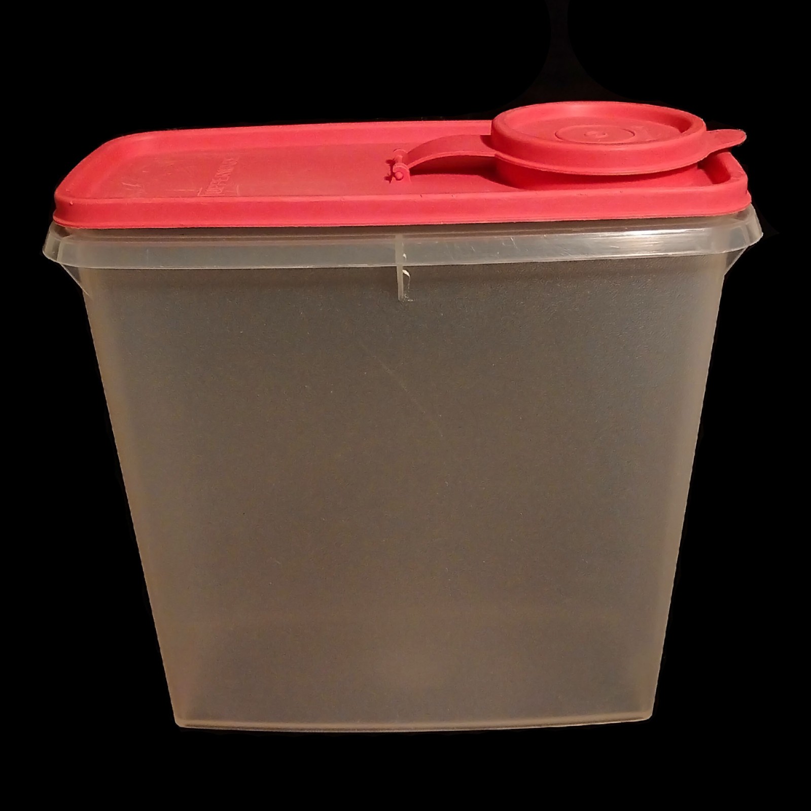 Tupperware Small Cereal Storer Fuchsia Lid 13 Cup 469-14 471-9 | Vintage 1980s