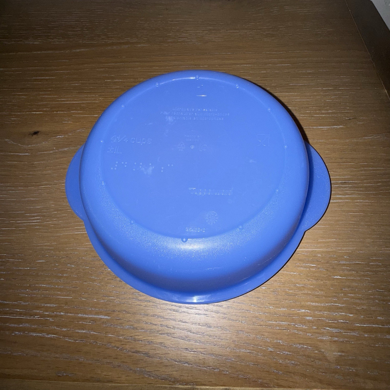 Set of 2 Tupperware CrystalWave Blue Round Storage Containers, Vented Lids