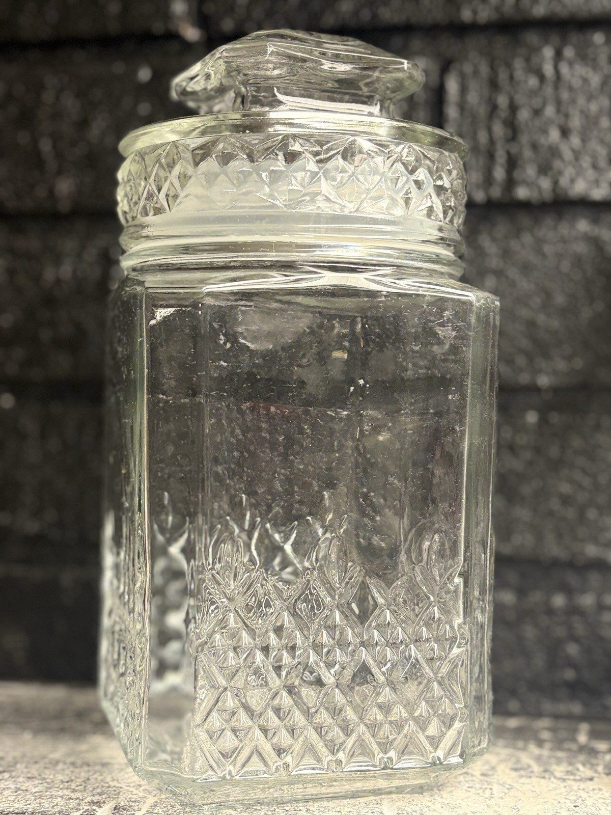 Storage Jar with Lid, Clear Crystal Koeze’s Jar, 48 oz, Pre-Owned