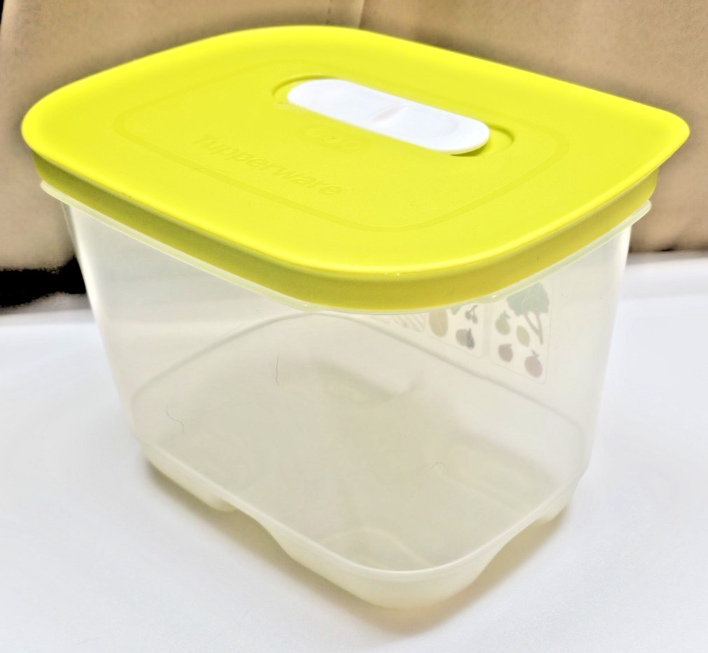 Tupperware 1.8L Rectangle Food Storage Bowl MPN 7286B-2 Air Vent Lid MPN 7287B-2