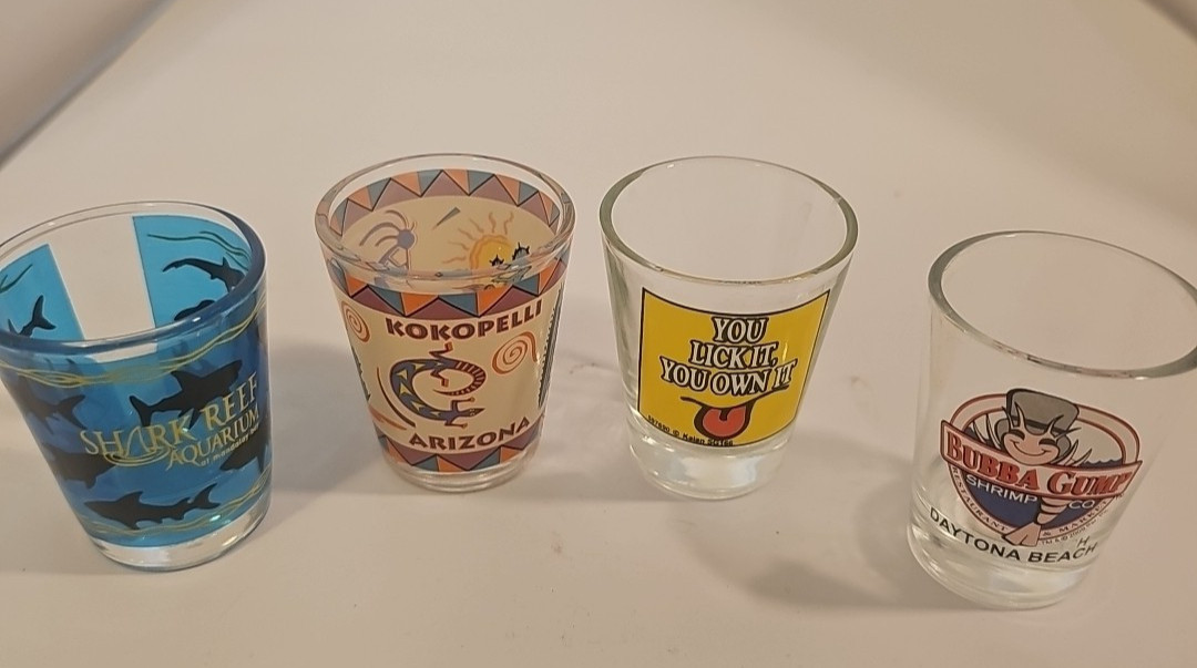 Set of 4 1 oz Shot Glasses 2 1/4″ Tall Used various themes