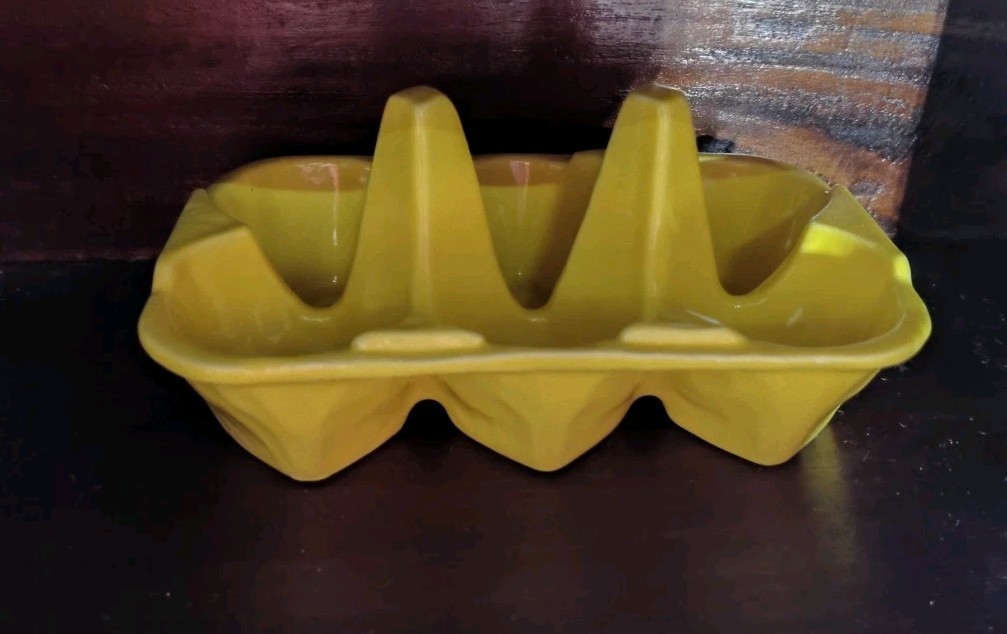 Anthropologie Biscuit Yellow Ceramic 1/2 Dozen Egg Carton Farmhouse Style