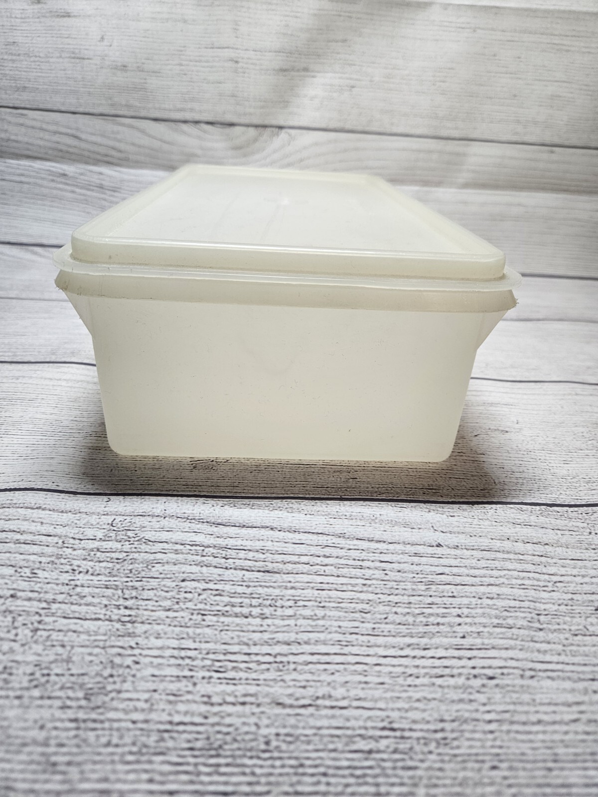 Vtg Tupperware Rectangle Produce Container COMPLETE #677 w/ Lid 678 & Grid