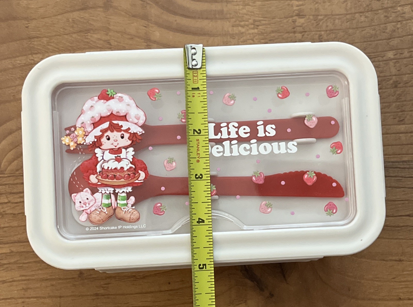 Strawberry Shortcake Lunch Snack Box With Snap Closure Lid Knife Spoon Fork NICE