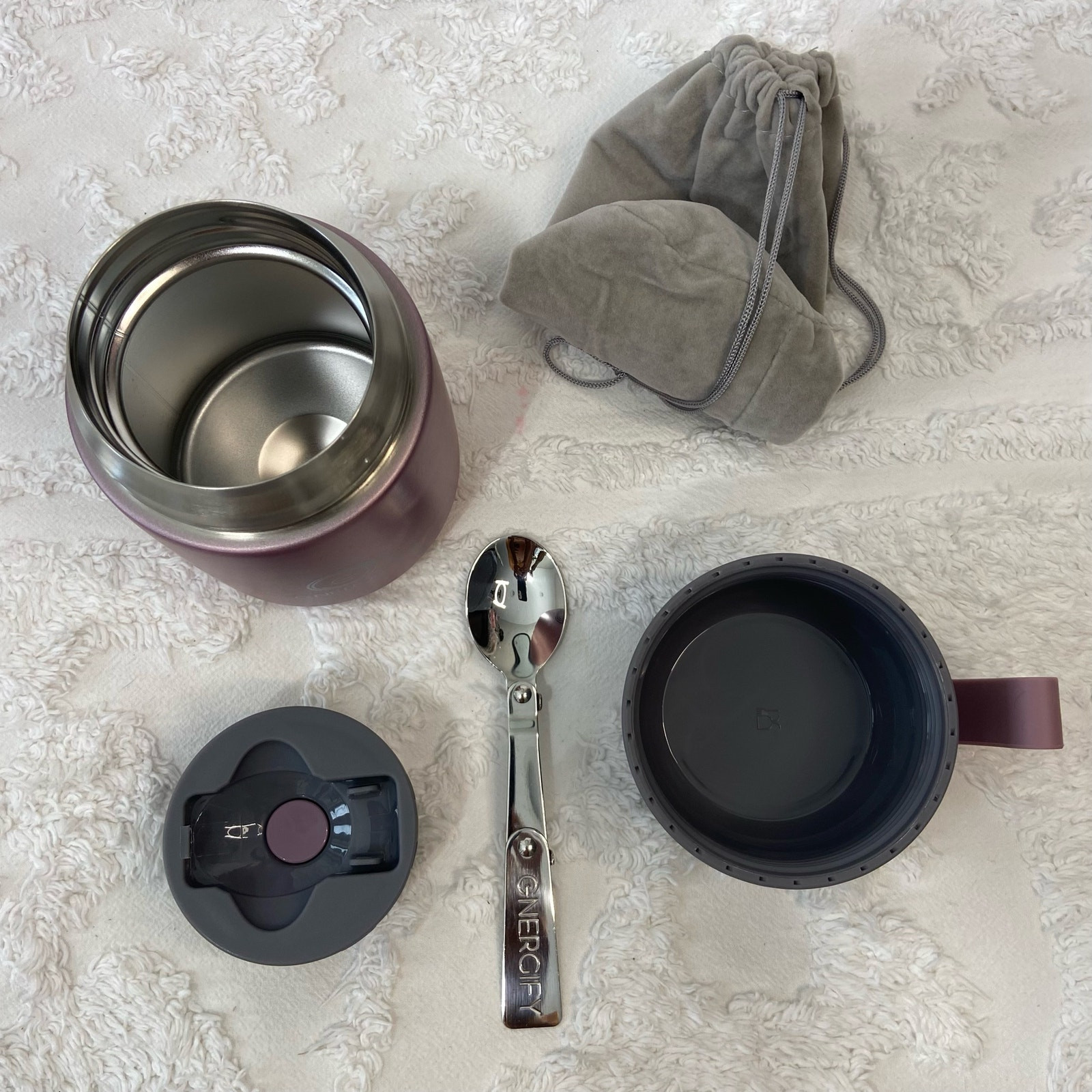 GNERGIFY Double Wall Vacuum Food Jar Thermos w/ Folding Spoon & Bag 22 oz Purple